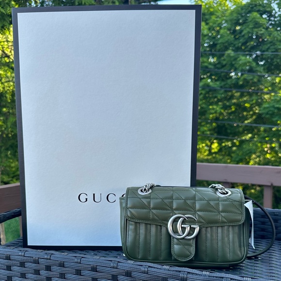 ✨HOST PICK✨ GUCCI MINI GG MARMONT 2 BAG - Picture 2 of 10